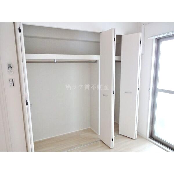 グランブルー高槻の室内写真10枚目