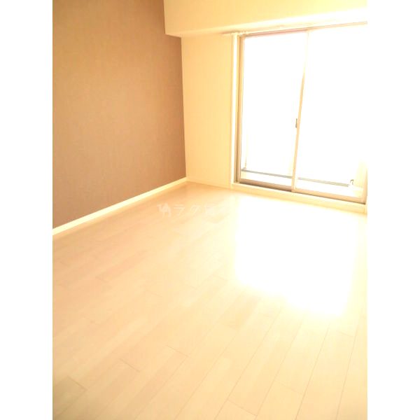 スペーシア江坂南金田の室内写真6枚目