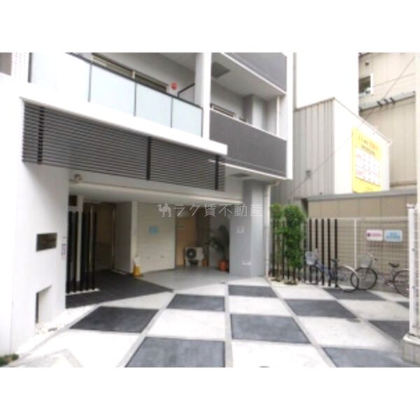 ソシオ心斎橋の外観2枚目