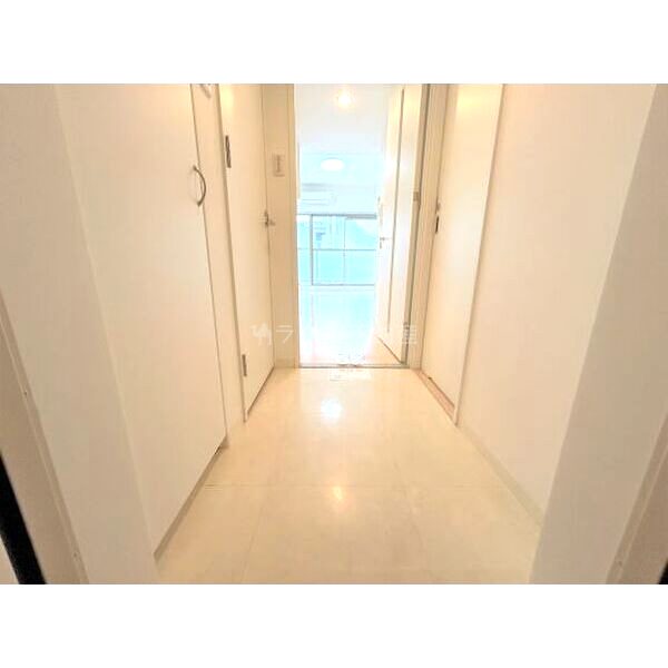 グレンパーク江坂IIの室内写真1枚目