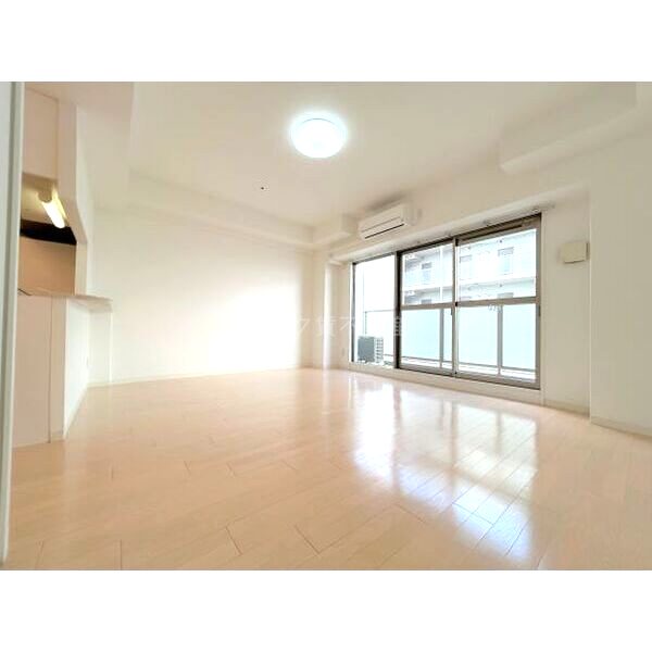 グレンパーク江坂IIの室内写真2枚目