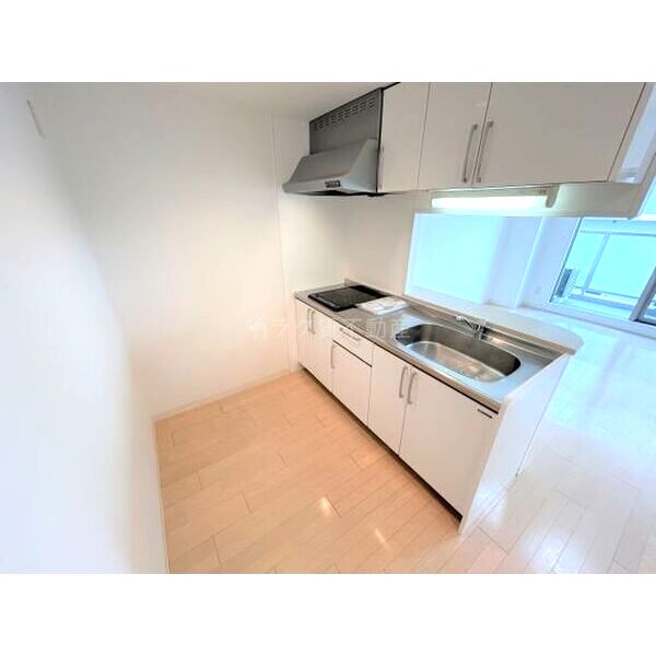 グレンパーク江坂IIの室内写真3枚目