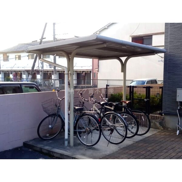 レオパレスIZUMIの外観2枚目