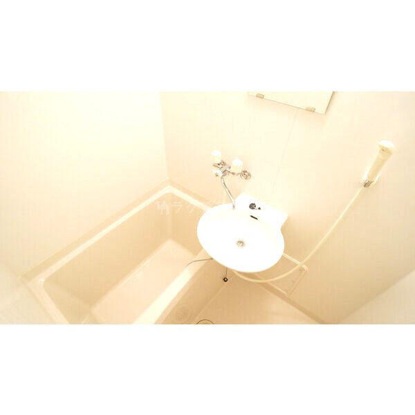 レオパレスIZUMIの室内写真4枚目