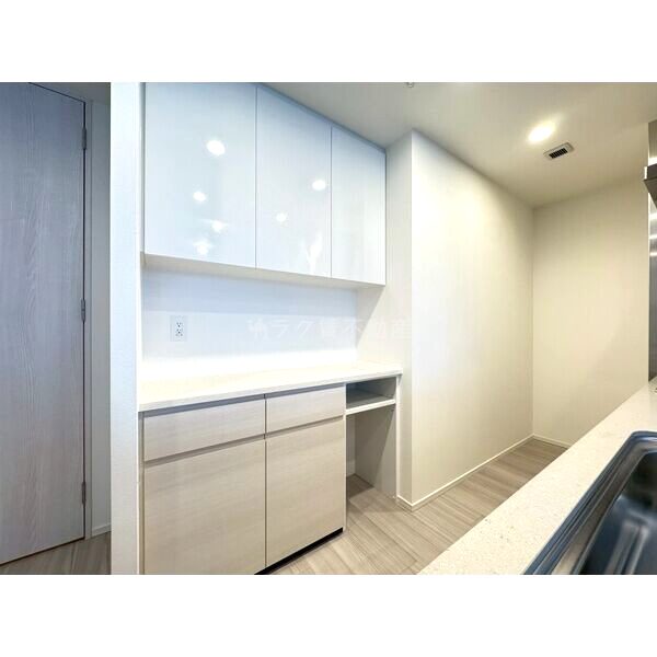 Brillia Tower堂島の室内写真3枚目