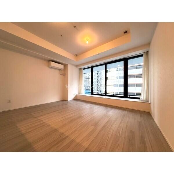 Brillia Tower堂島の室内写真4枚目