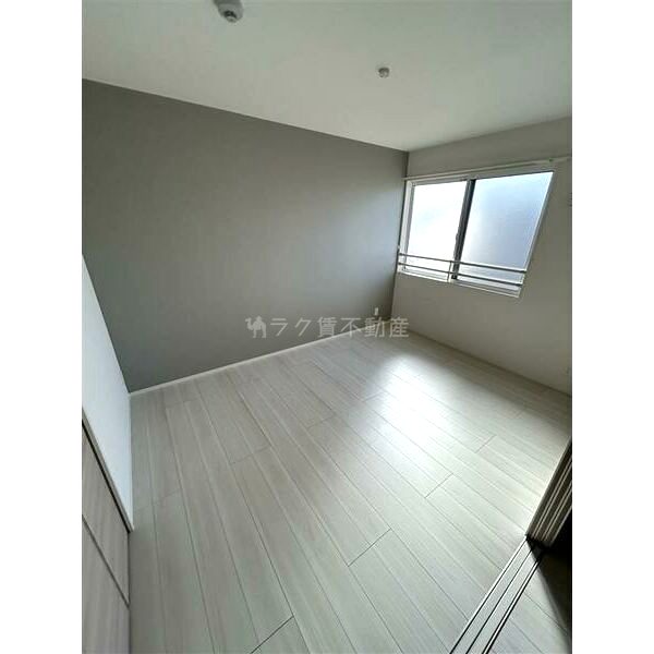 LES ENS FAMIIAUX IXの外観7枚目