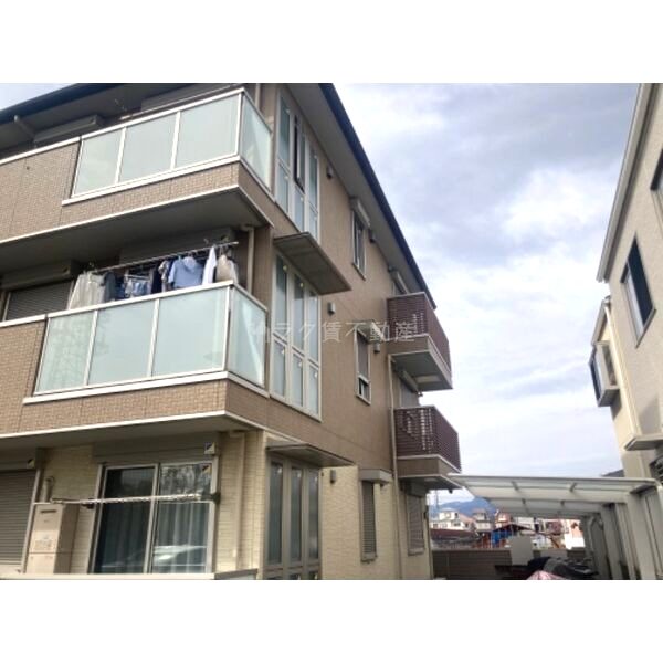 ルクリア A棟の外観5枚目