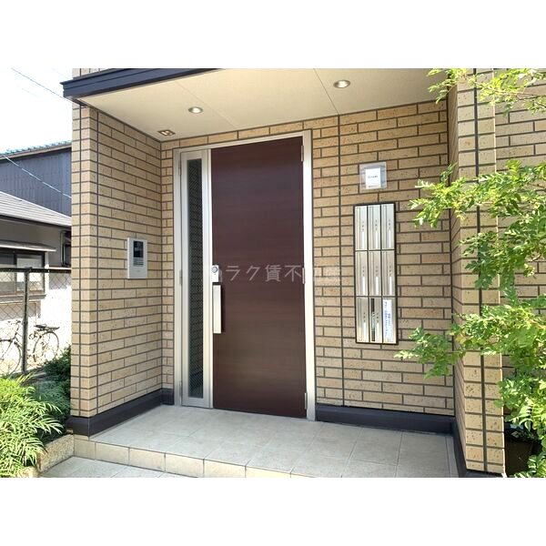 リュバン鳳の外観2枚目