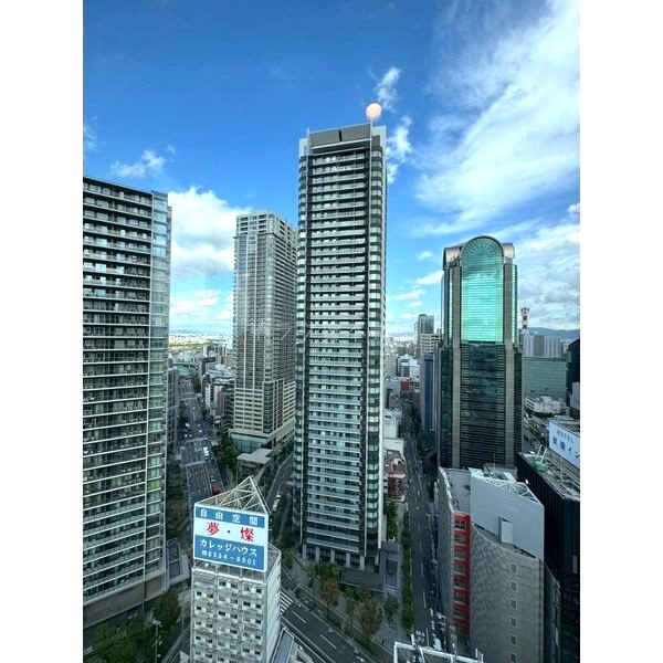 ザ・パークハウス大阪梅田タワーの外観2枚目