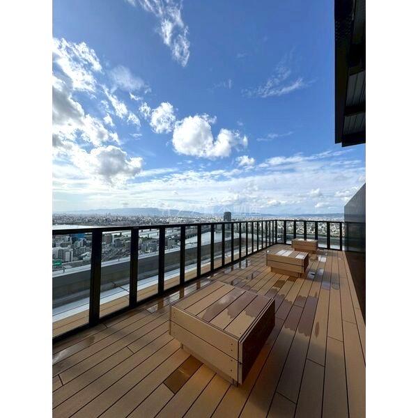 ザ・パークハウス大阪梅田タワーの外観4枚目