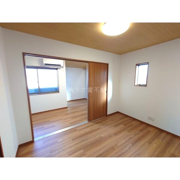 カーサ・フェリーチェ立花の室内写真2枚目