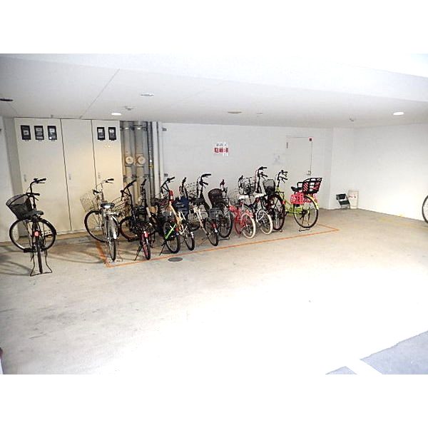 ZEUS αの外観6枚目