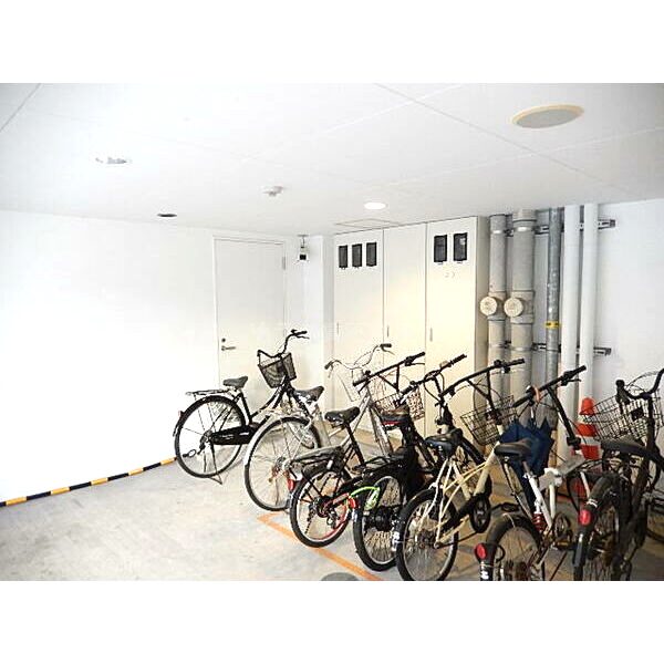 ZEUS αの外観10枚目