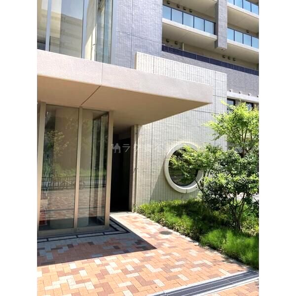 パークナードフィット吹田健都の外観3枚目