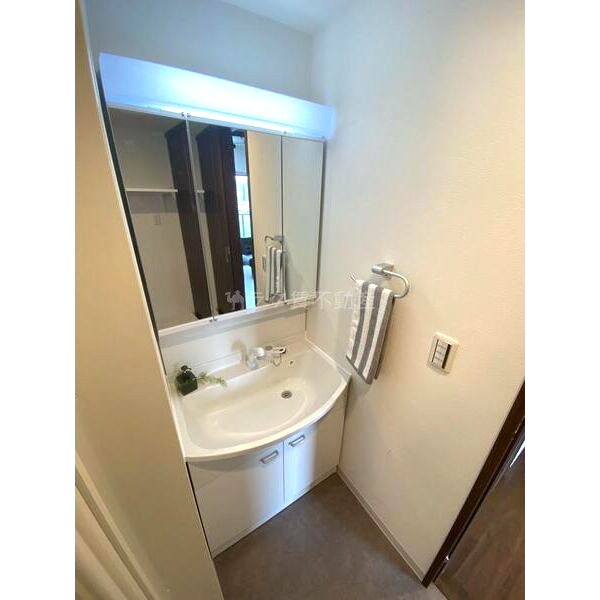 パークナードフィット吹田健都の室内写真6枚目