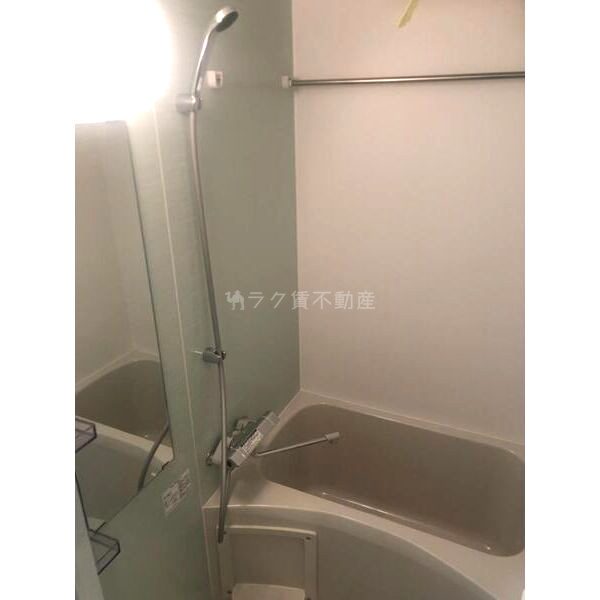 スワンズシティ大手前レーヴェの室内写真3枚目