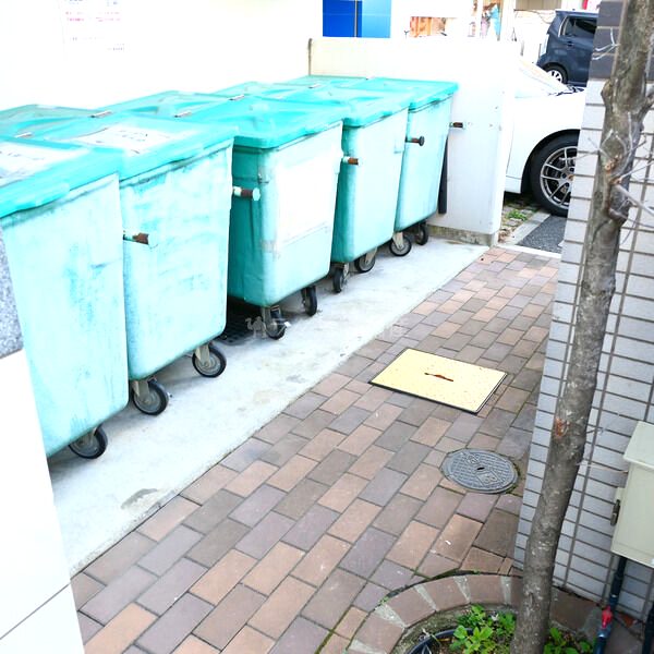 Belle Fontaineの外観8枚目