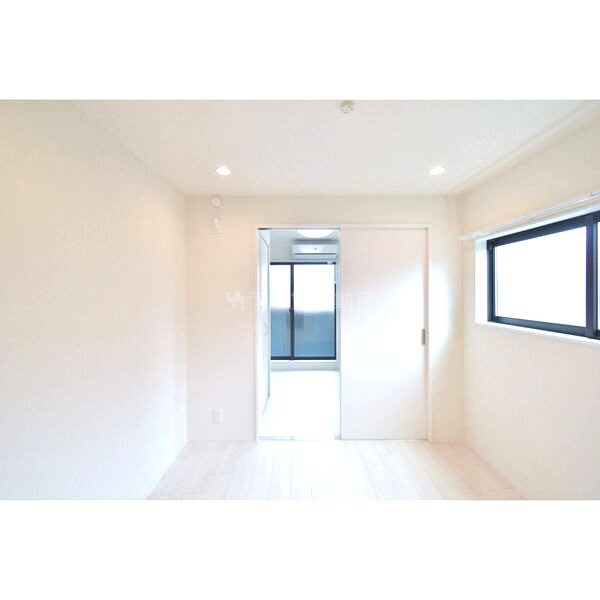 サニーコート円町の室内写真1枚目