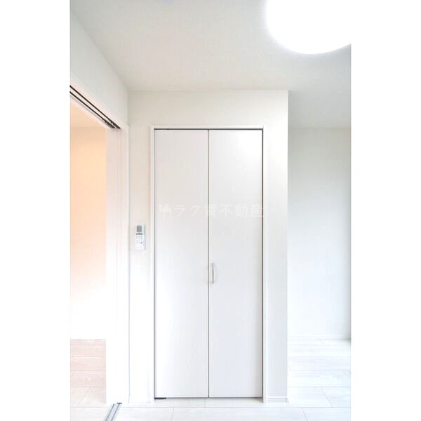 サニーコート円町の室内写真3枚目