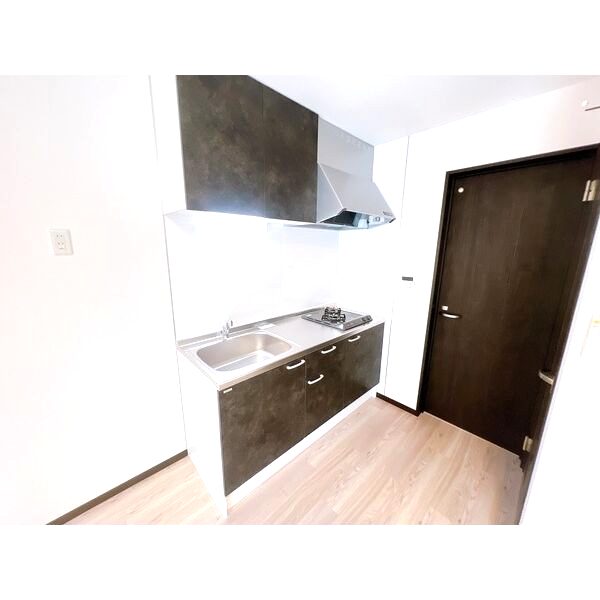 H and P緑地公園の室内写真5枚目