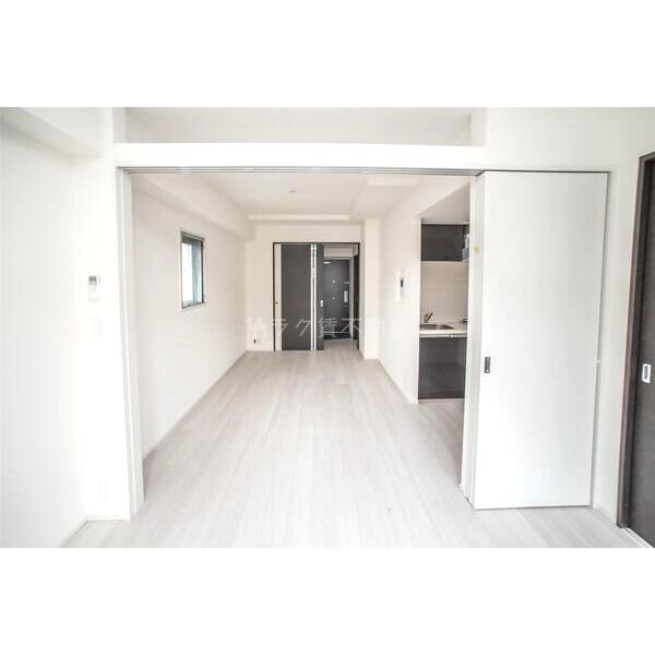 スワンズシティ中之島クロスの室内写真6枚目