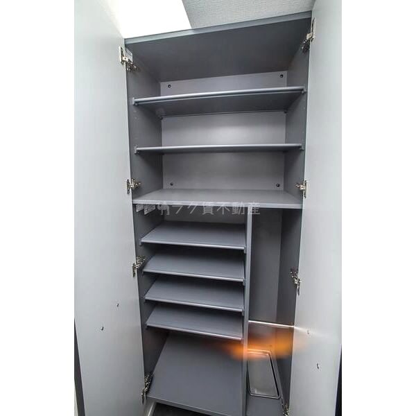 スワンズシティ中之島クロスの室内写真8枚目