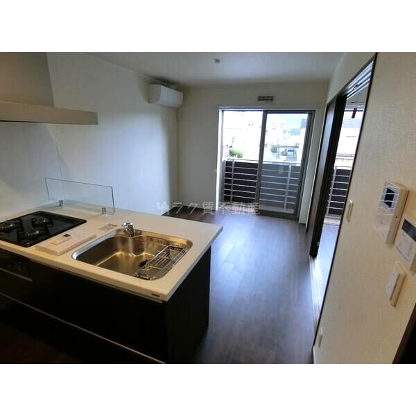 ローゼラルジュ A棟の室内写真1枚目