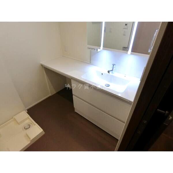 ローゼラルジュ A棟の室内写真10枚目