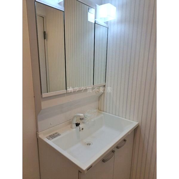 オクトレーベン新大阪IIの室内写真6枚目