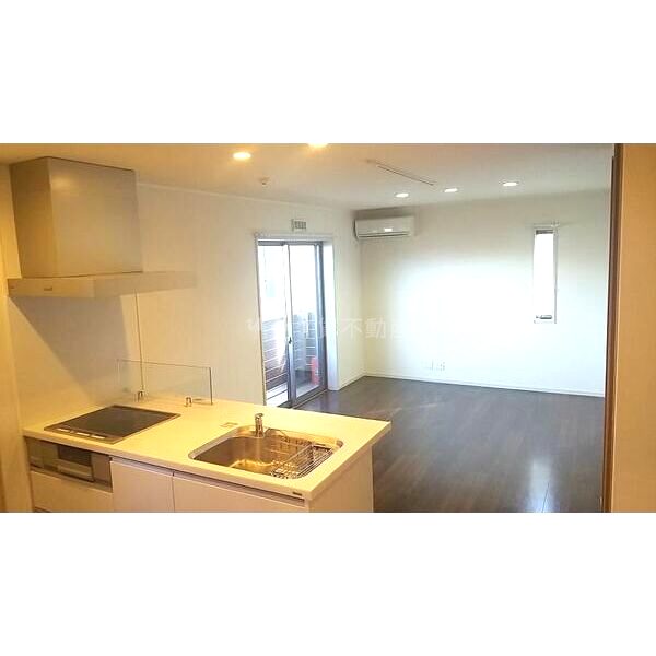 ラシーネ アンビエンテの室内写真1枚目