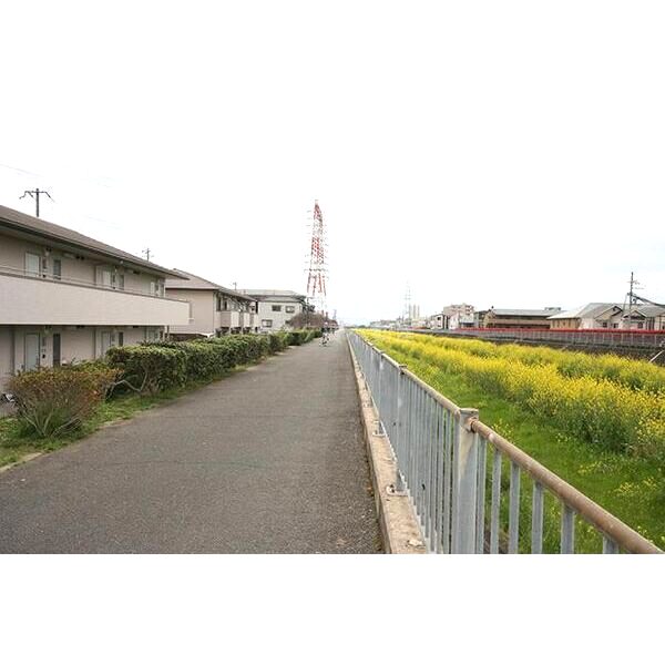 サン・メゾン A棟の外観3枚目