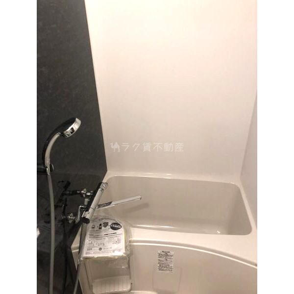 スワンズシティ梅田シエロの室内写真6枚目