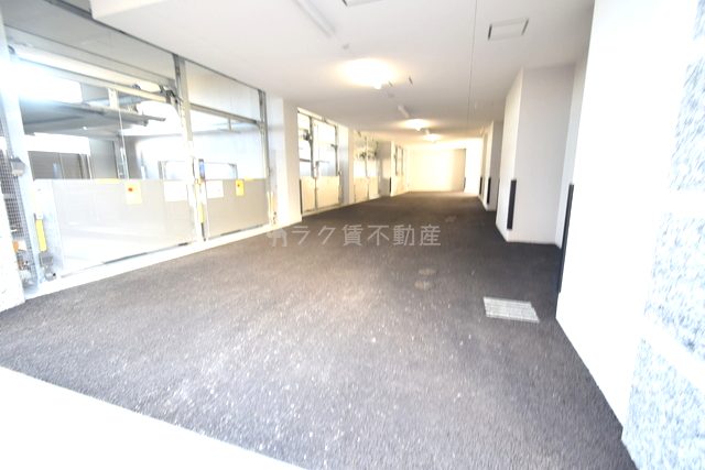 パレ・ロワイヤル栗山の外観3枚目