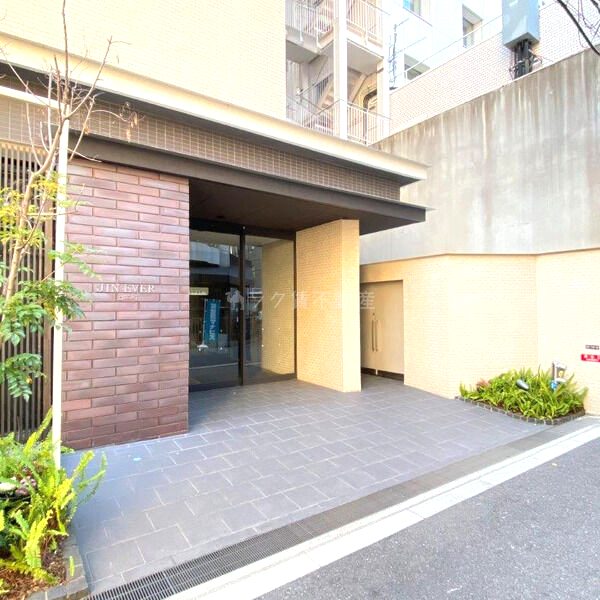 JINEVER上本町