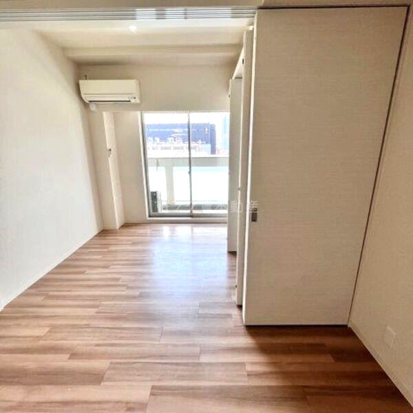 JINEVER上本町の室内写真1枚目