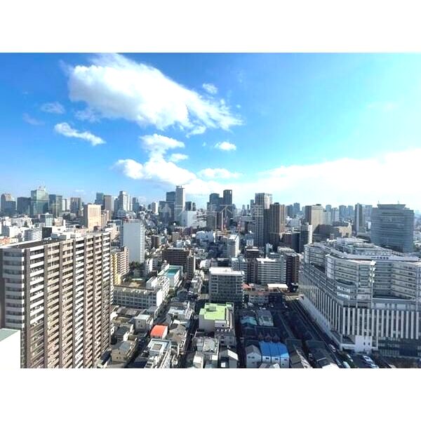 大阪福島タワーの外観3枚目