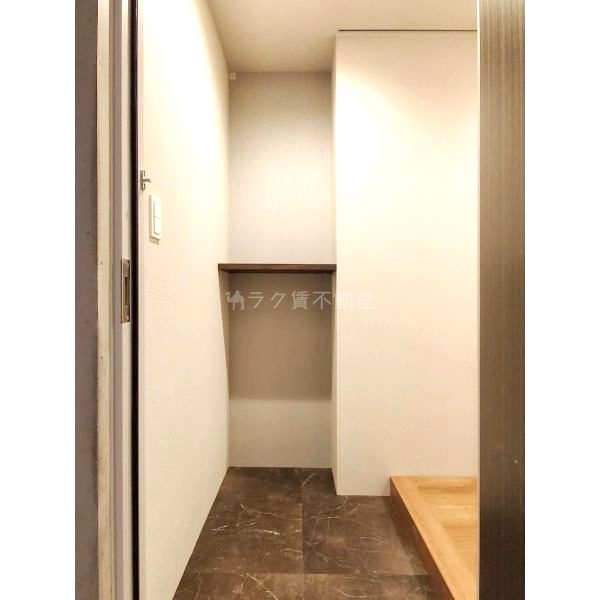 アクアスイート南森町の室内写真2枚目
