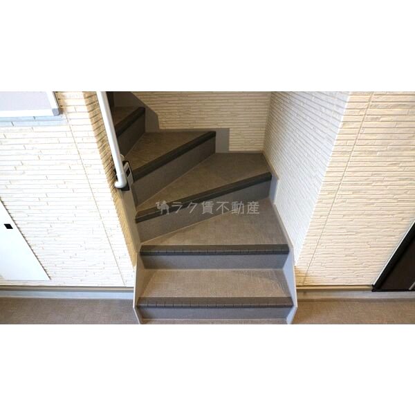 GRANDTIC RESIDENCE宝塚の外観3枚目
