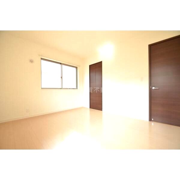 ヴェル・ラフィーネ帝塚山の室内写真3枚目