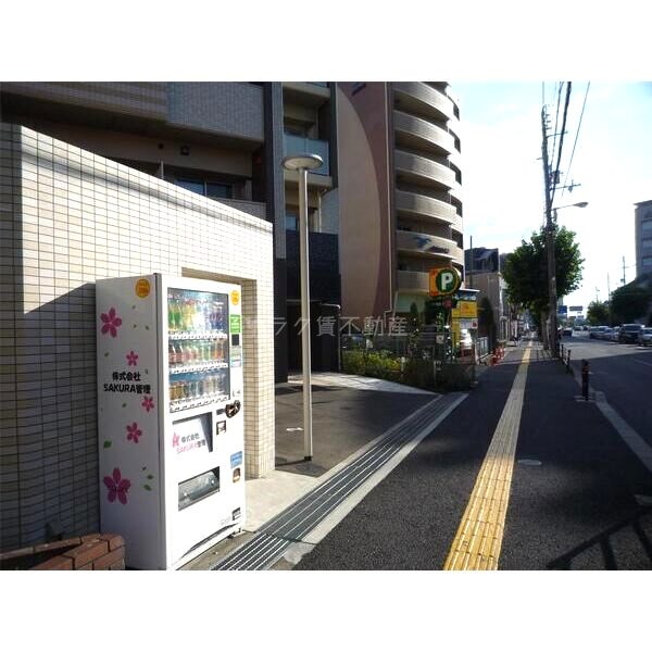 シェルズ高槻の外観2枚目