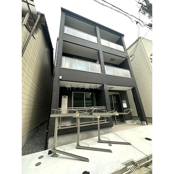 WindBell天下茶屋の外観2枚目
