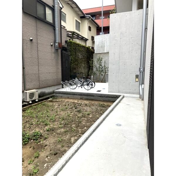 ソラシア宝塚の外観7枚目