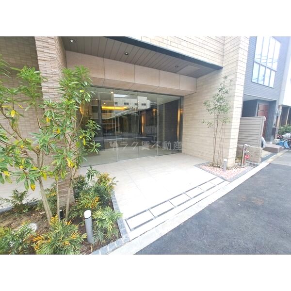 スプランディッド弁天町の外観2枚目