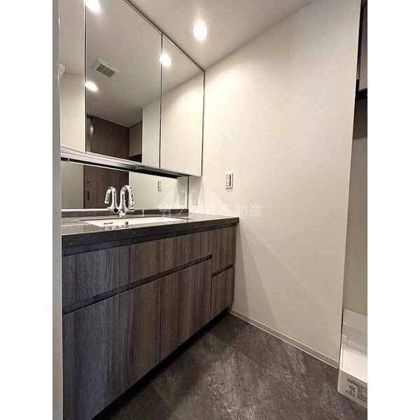 プレミスト京都 二条城北の室内写真9枚目