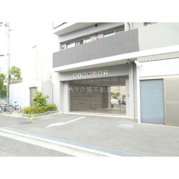 CRYSTAL SUITA TAKAHAMAの外観3枚目