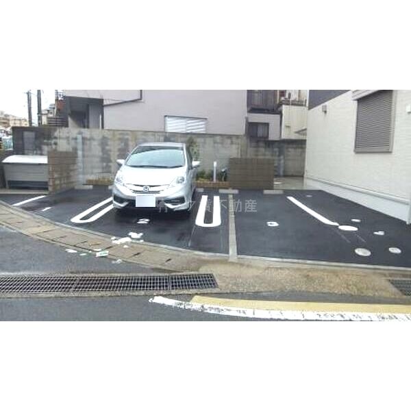 カーサフェリーチェIIの外観2枚目