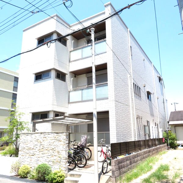 WEST COURT