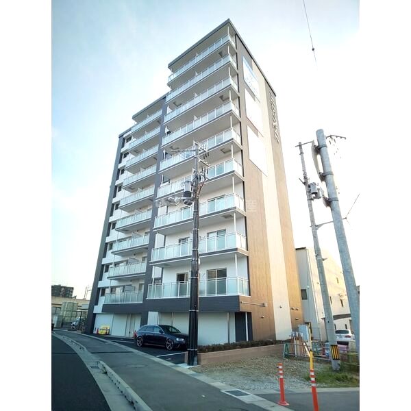 MISTRAL姫路駅前IIIの外観2枚目