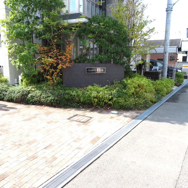 フェリシード甲東園の外観2枚目